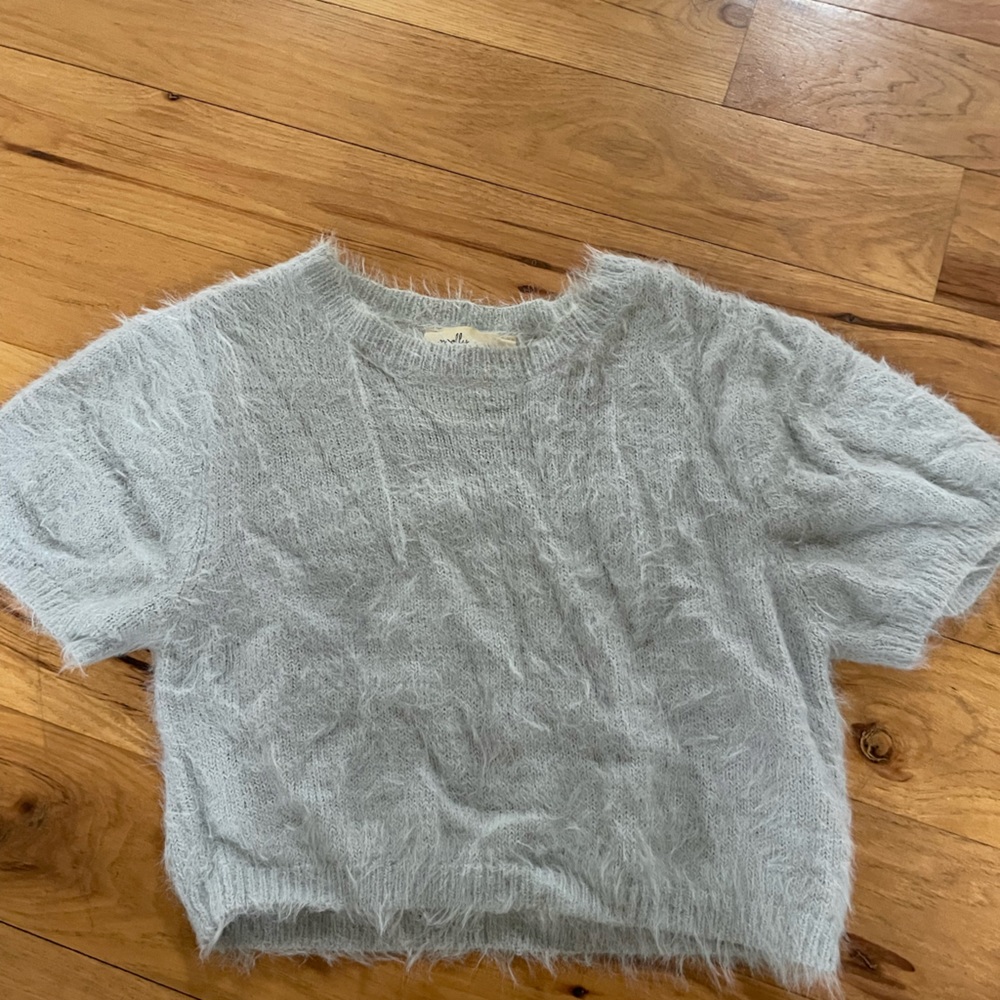 Grey crop top